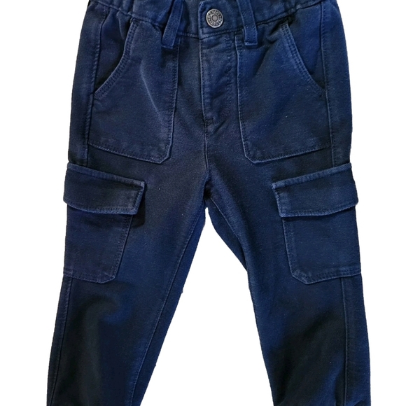 Old Navy 3 Piece Bundle  12-24 Months Soft Cargo Joggers Plaid Shirt & Cardigan - Picture 3 of 8